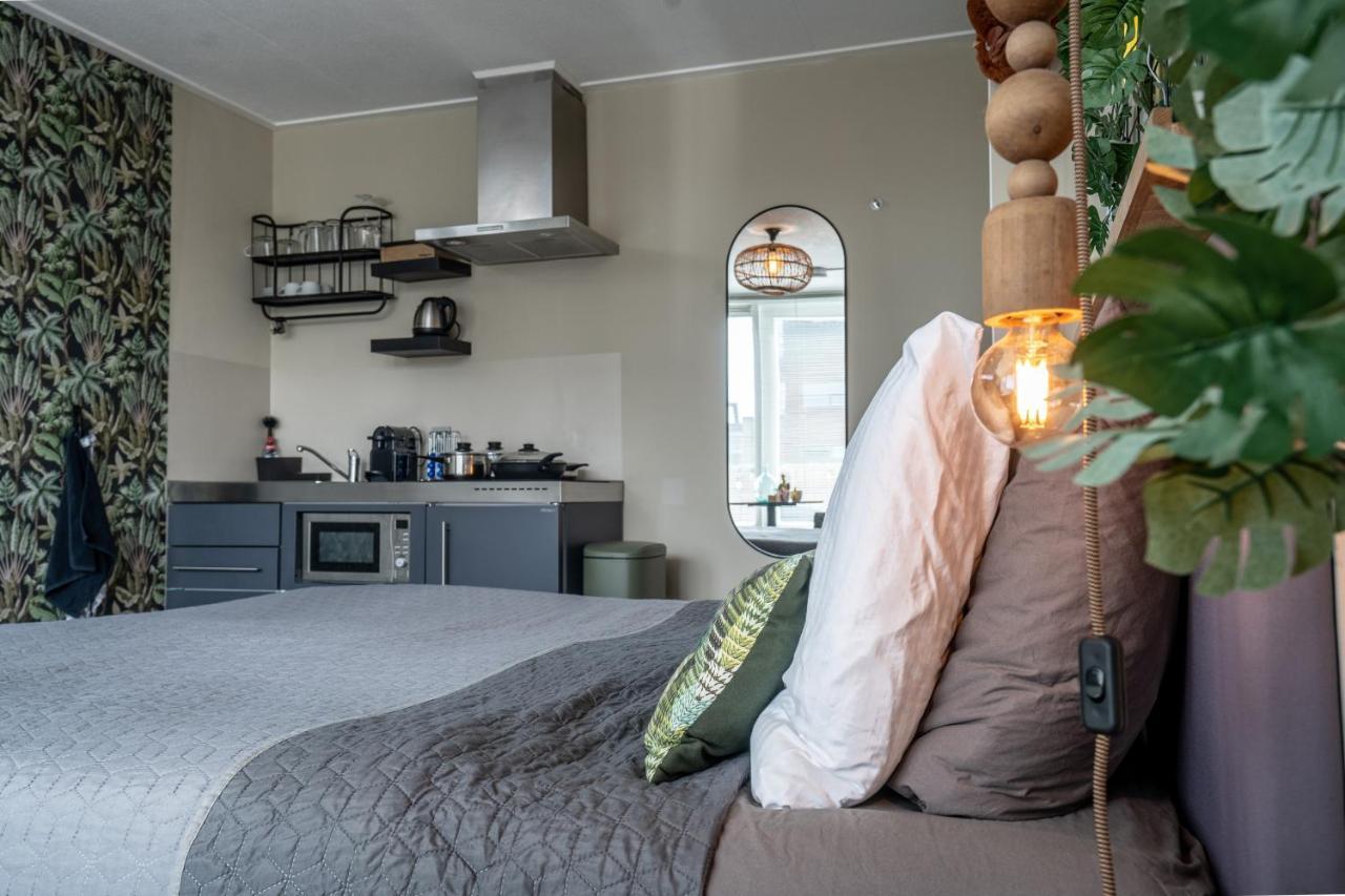 The Lion King - 6 Person Linked Apartment With Roof Terrace Groningen Exteriör bild