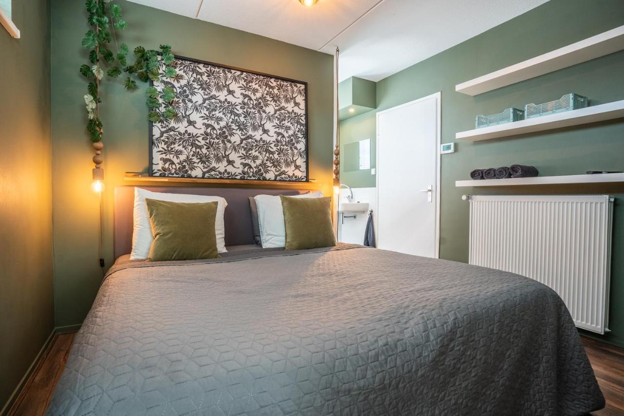 The Lion King - 6 Person Linked Apartment With Roof Terrace Groningen Exteriör bild