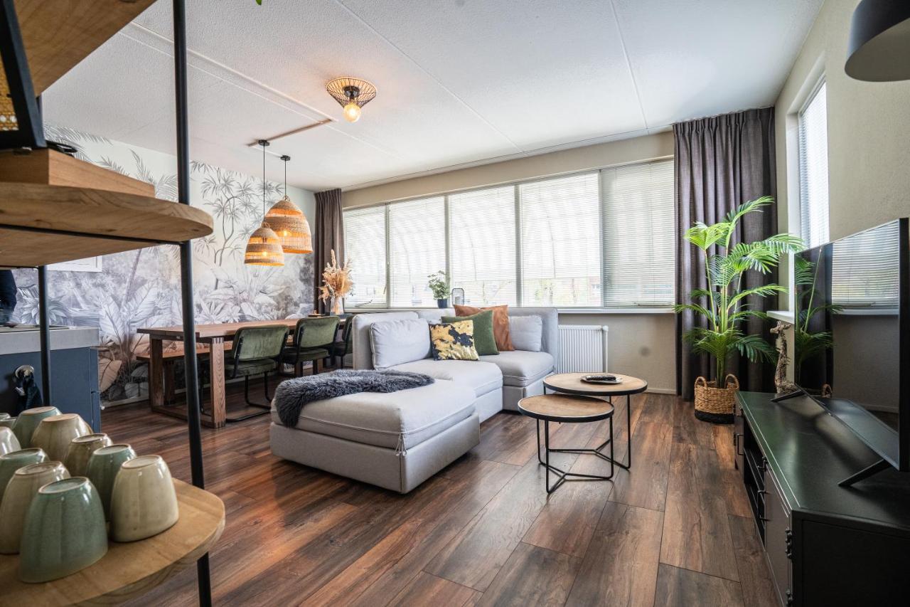 The Lion King - 6 Person Linked Apartment With Roof Terrace Groningen Exteriör bild